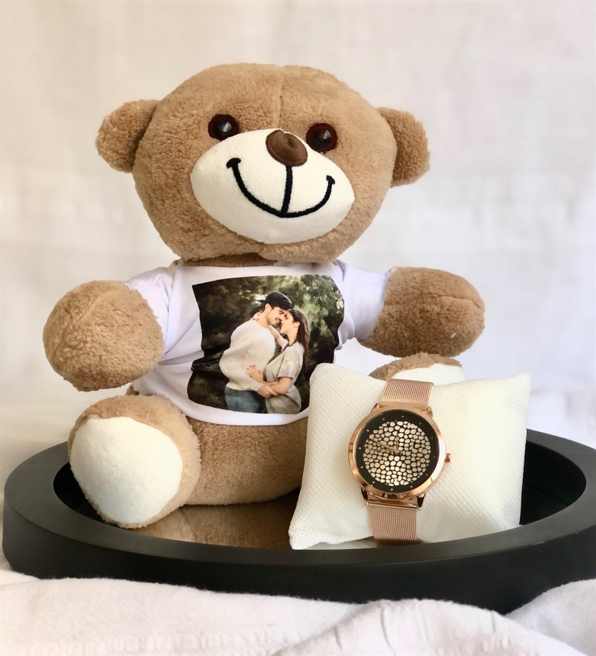 Kişiye Özel Ayıcık Ve Gold Rengi Hasır Kordonlu Desenli SaatGiftmodaKo-Pelus-Desenli-Gold-Hasır-Kordon