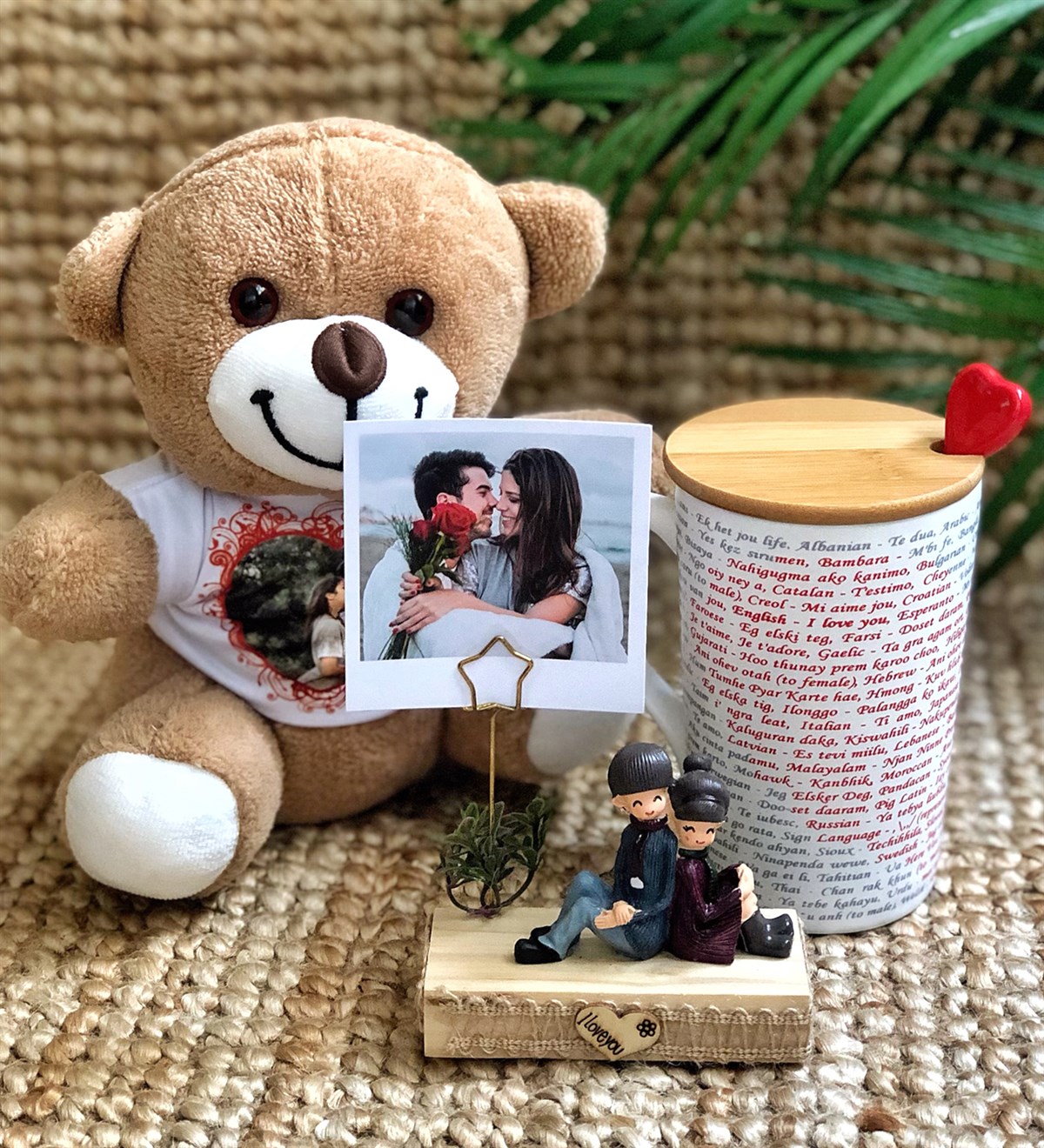 Kişiye Özel Fotoğraflı Peluş Ayı Her Dilde Seni Seviyorum Kupa ve Sırt Sırta Aşıklar Fotoğraf Tutucu Hediye SetiGiftmodagm-4028--peluş-ayı-100-dilde-kupa