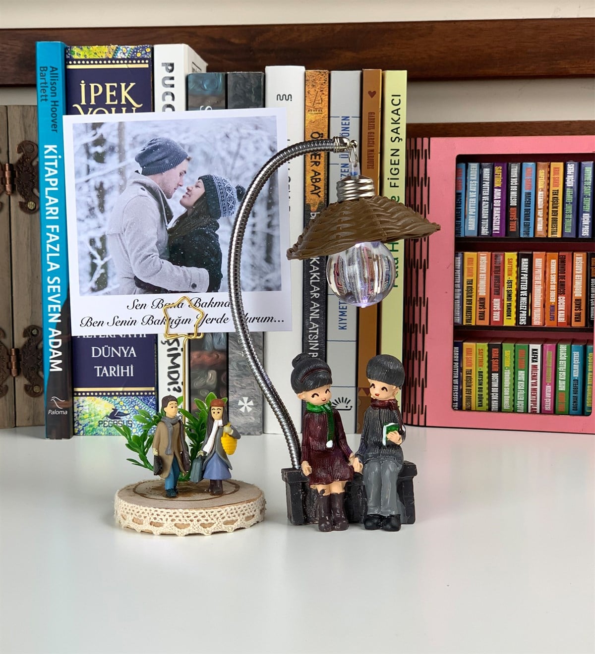 Kişiye Özel Işıklı Sevgili Biblo Ve Not TutacağıGiftmodaSevgili-Biblo-Not-Tutacağı-Set