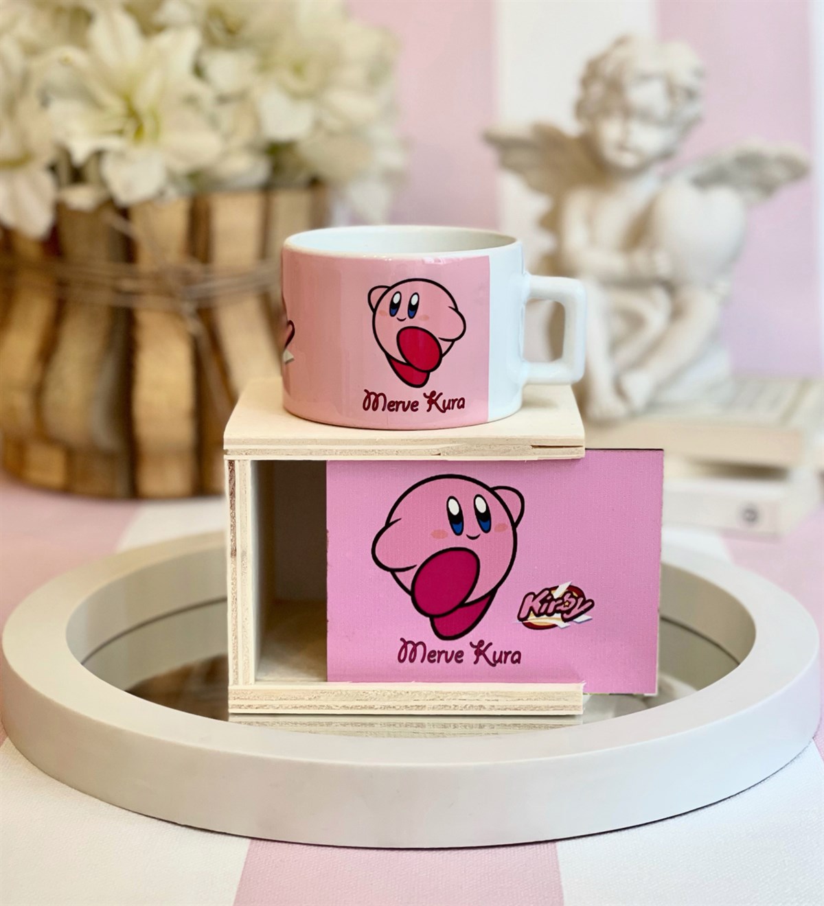 Kişiye Özel Kirby Tasarımlı Kutulu KupaGiftmodaGmkp100069