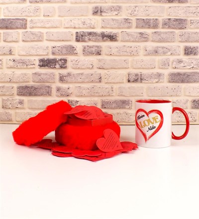 Kişiye Özel Kupa Bardak Pelüş Kalp Kutuda 365 Gün Söz Seti