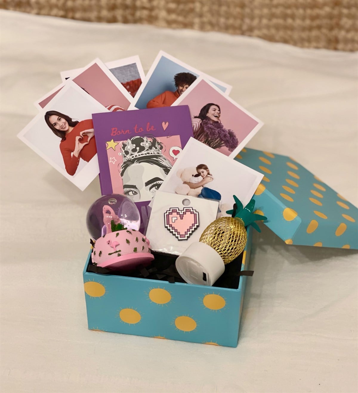 Kişiye Özel Pink Quenn Tasarımlı Hediye SetiGiftmodaGmhs100347