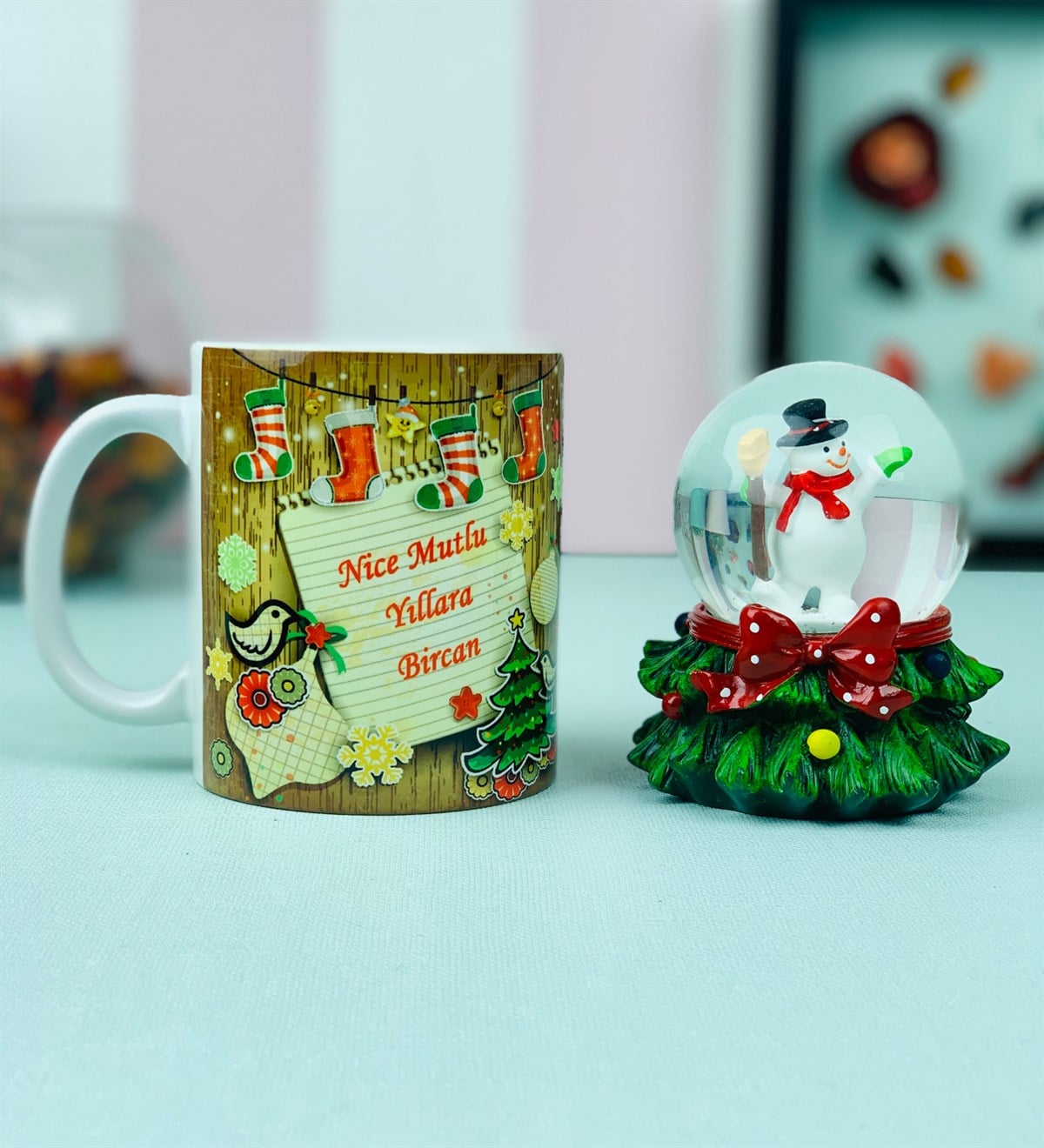 Kişiye Özel Yılbaşı Kupa Ve Kar KüresiGiftmodaYılbaşı-Kupa-Ve-Kar-Küresi