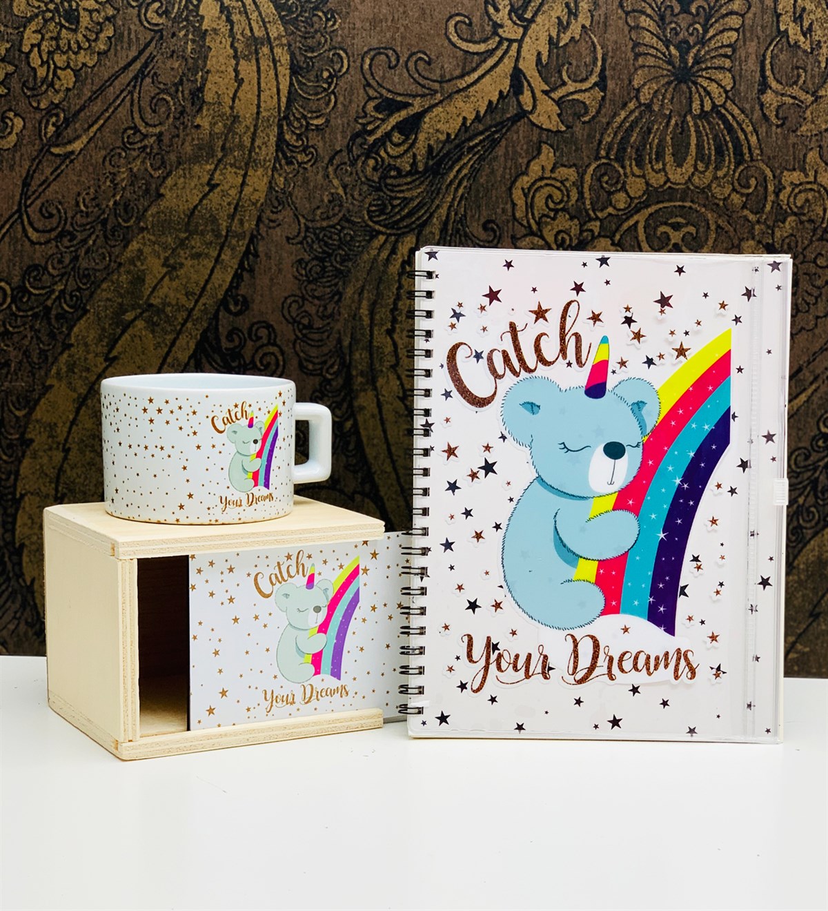 Koala Tasarımlı Kutulu Kupa Ve Çanta Kapaklı DefterGiftmodaKoala-Defter-Kupa