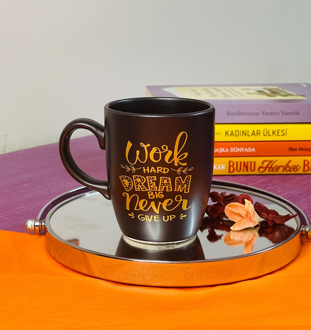 Work Hard Dream Gold Yazı Tasarımlı Siyah 9 Cm Kupa BardakgiftmodaGmkp100244