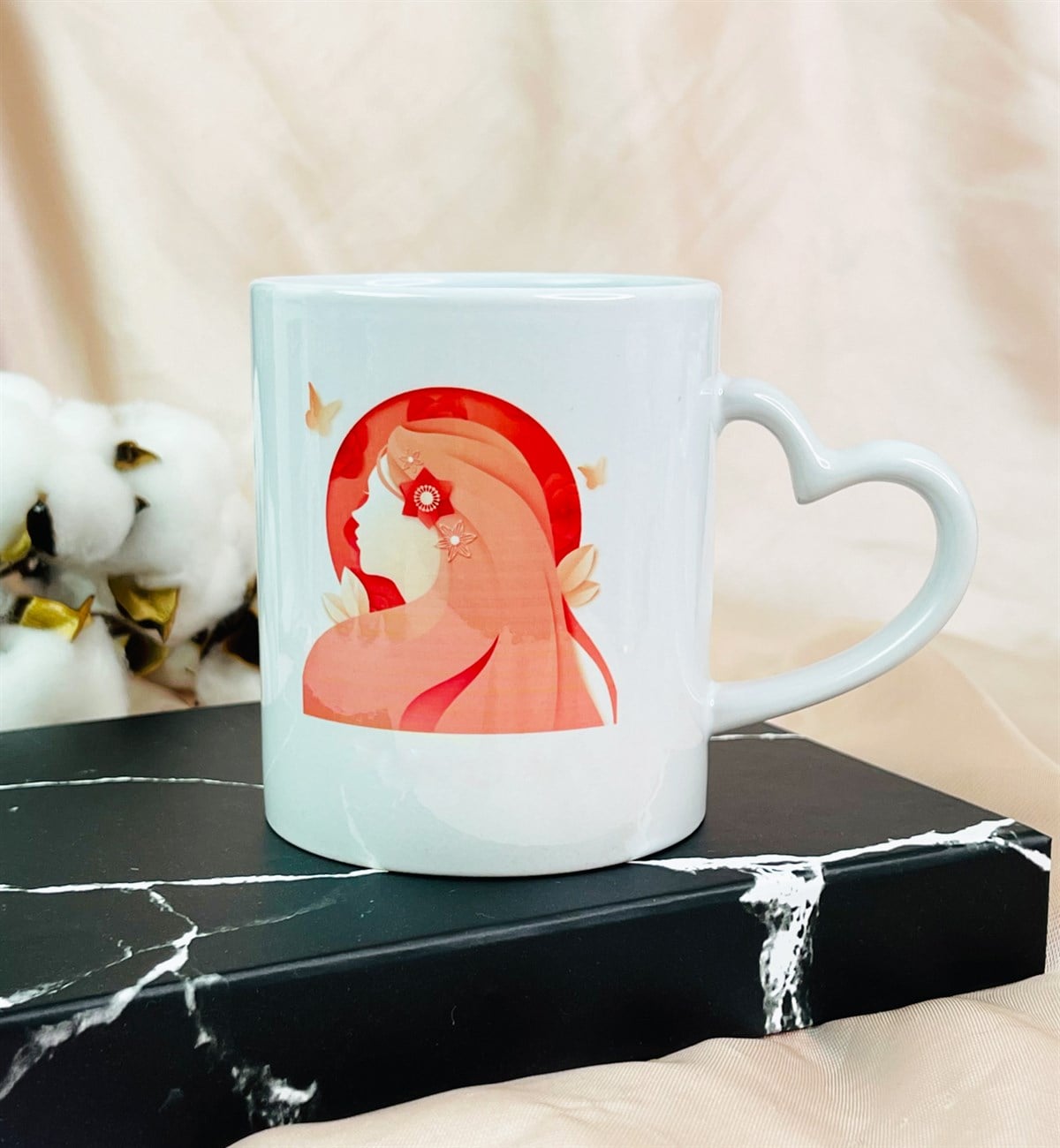 Kelebekli Kız Tasarımlı Kupa BardakgiftmodaGmkp100439