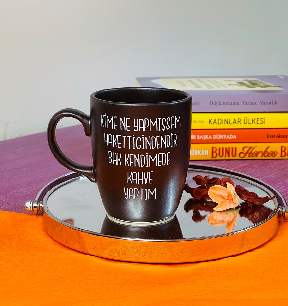 Kime Ne Yapmışsam Hakettiğindendir Beyaz Yazı Tasarımlı 9 Cm Kupa BardakgiftmodaGmkp100230
