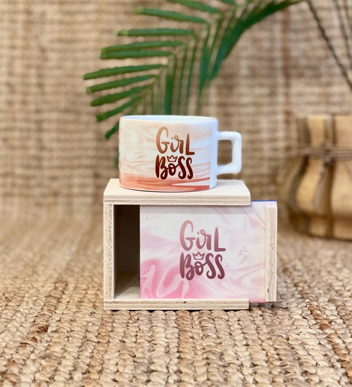 Girl Boss Tasarımlı Kutulu KupaGiftmodaGmkp100138