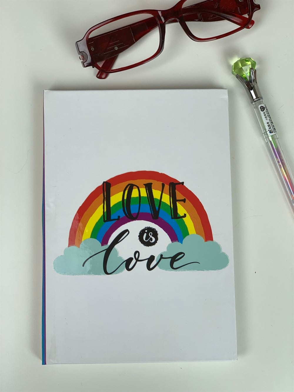 Love İs Love Tasarımlı Lastikli DefterGiftmodaLove-İs-Love-Defter