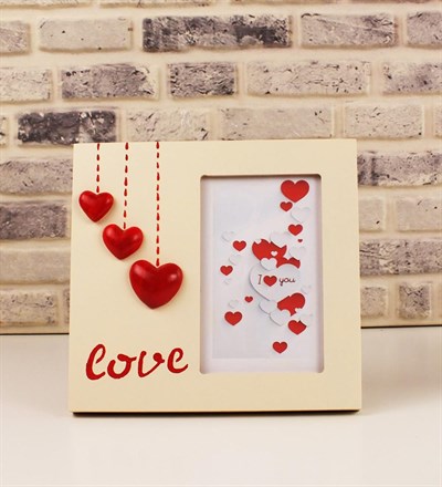 Love Kalp Kabartmalı Tasarım Fotoğraf Çerçevesi