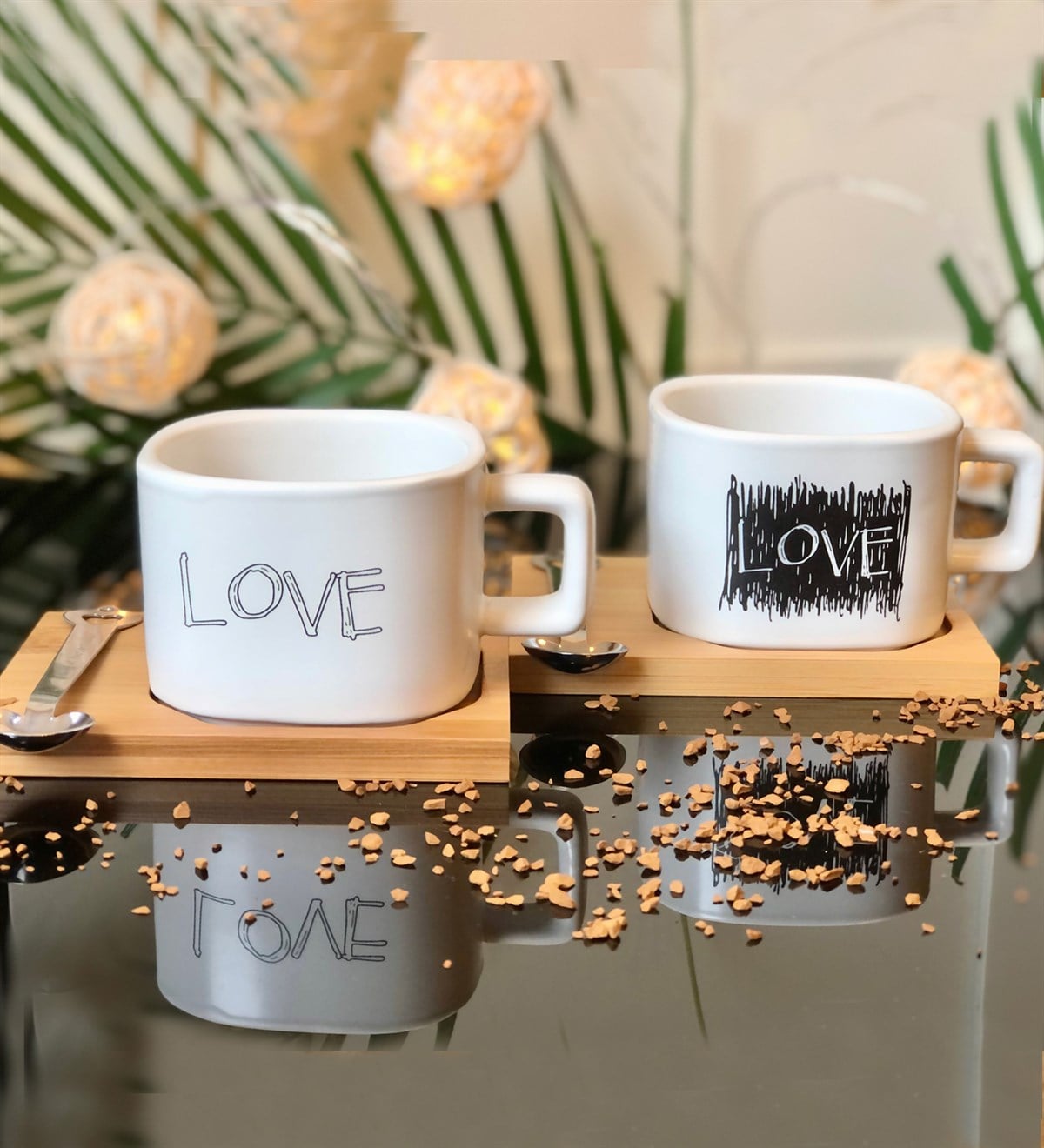Love Tasarımlı 2'li Ahşap Standlı Kupa SetGiftmodaGmhs100001