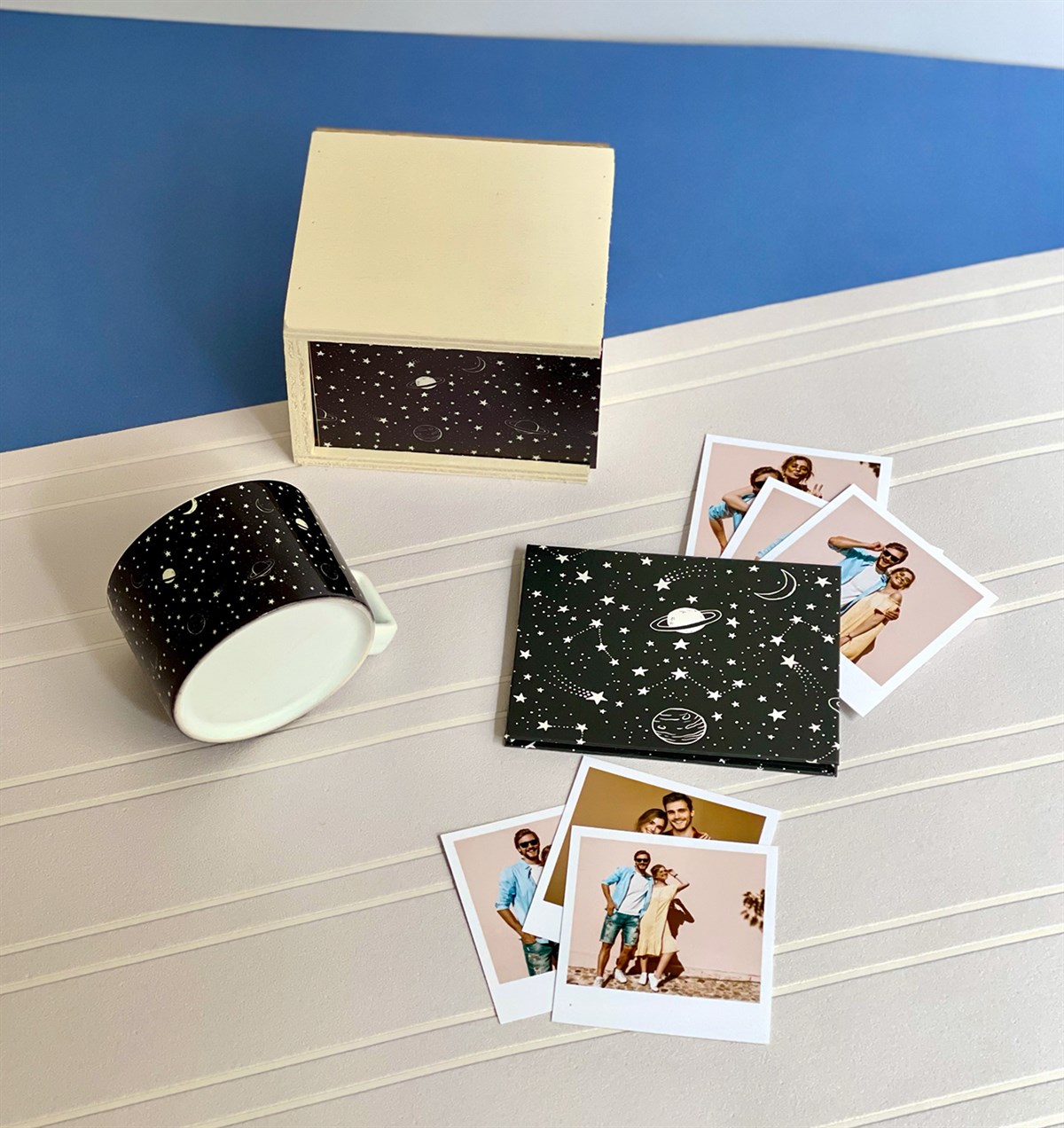 Kişiye Özel Fotoğraflı Galaxy Tasarımlı Mini Fotoğraf Albümü ve Kutulu Kupa GiftmodaGmhs101085