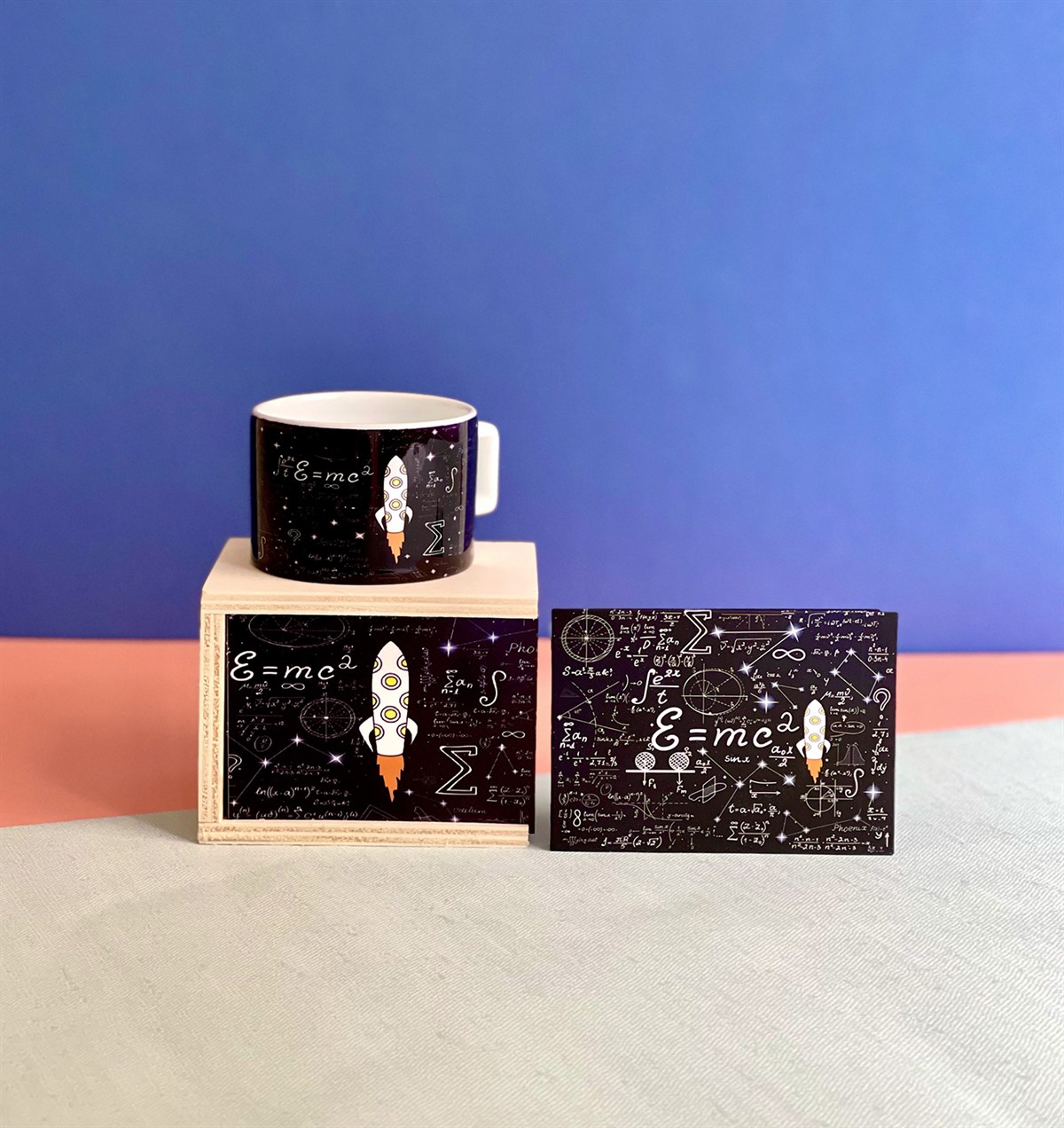 Emc2 Tasarımlı Mini Fotoğraf Albümü ve Kutulu Kupa GiftmodaGmhs101043