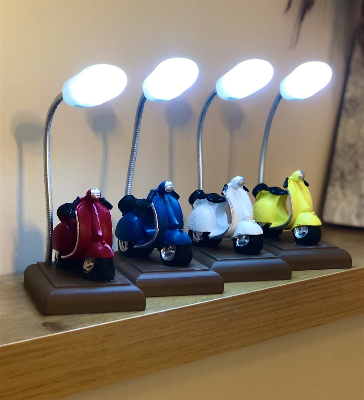Mini Motorsiklet Işıklı Masa LambasıGiftmodaGM-4088	