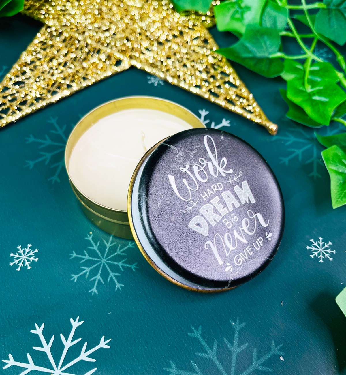 Work Hard Dream Tasarımlı Kokulu Teneke MumgiftmodaGmmum0009