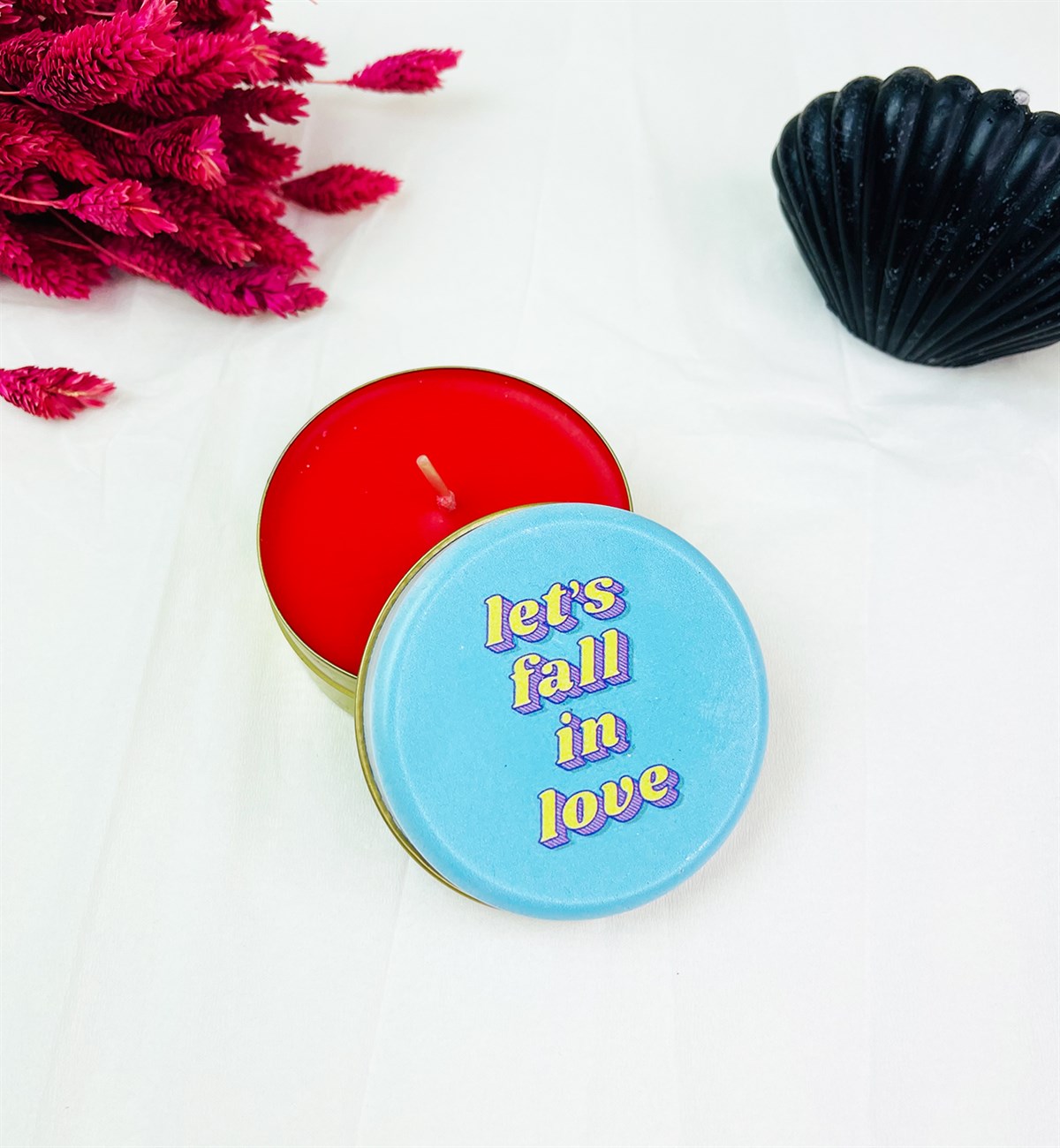 Let's Fall In Love Tasarımlı Kokulu Teneke MumgiftmodaGmmum0034