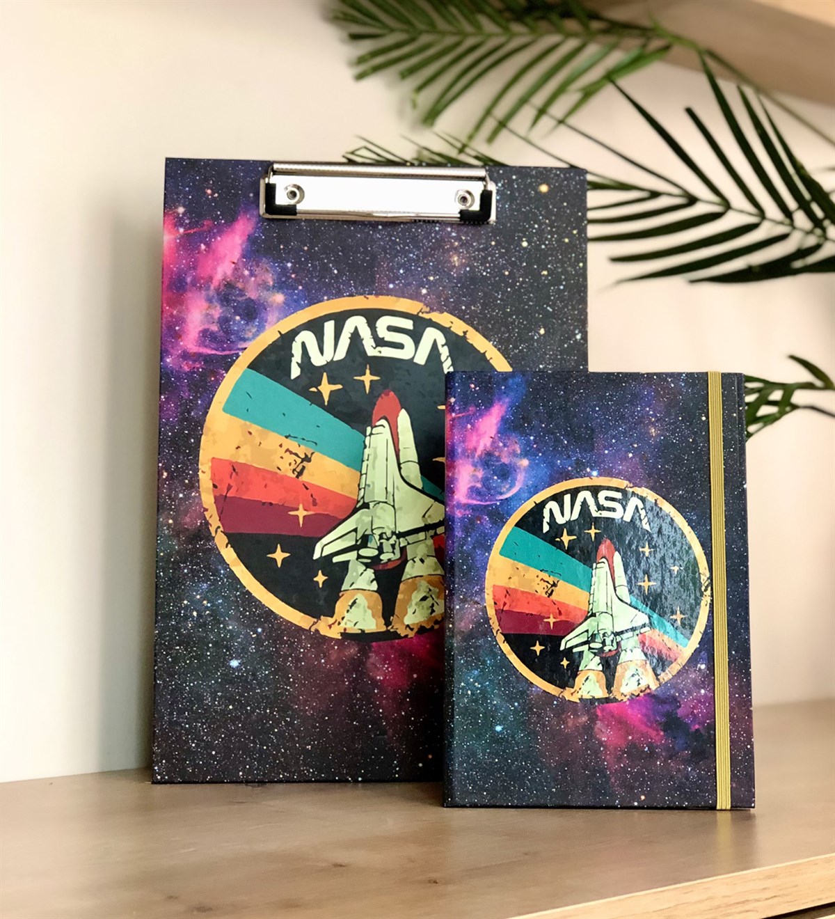 Nasa Gökyüzü Tasarımlı Sekreterlik Ve Lastikli Defter SetGiftmodaNasa-Sekreterlik-Lastikli-Defter