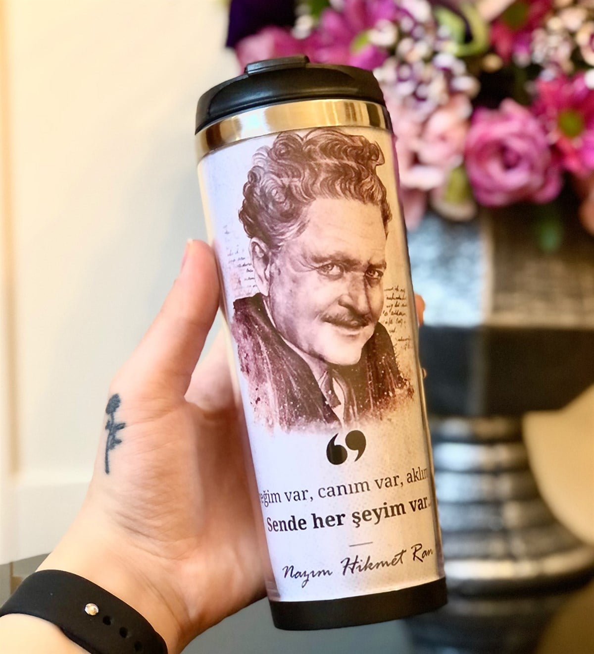 Nazım Hikmet Tasarımlı Termos BardakGiftmodaNazım-Hikmet-Termos