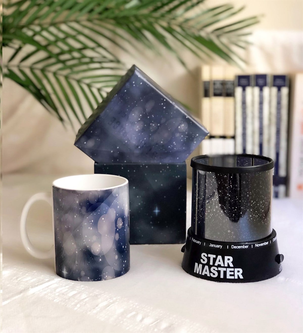 Nebula Tasarımlı Kupa ve Starmaster Gece Lambası Hediye SetiGiftmodanebula-starmaster-1