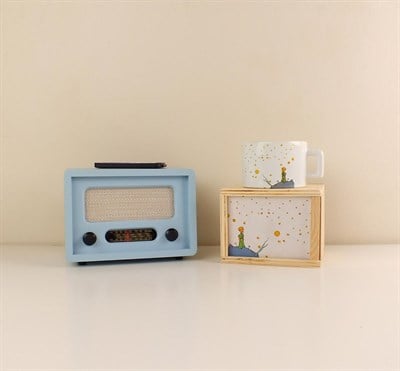 Nostaljik Görünümlü Ahşap Mavi Radyo ve Kupa Seti
