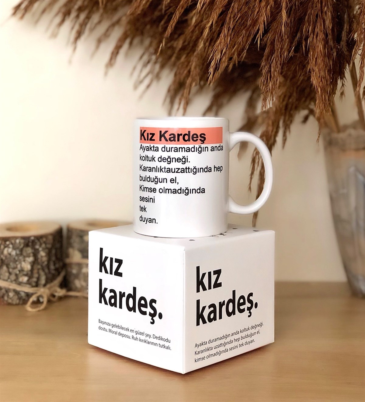 Özel Kutulu Kız Kardeş Tasarımlı KupaGiftmodakız-kar-kk