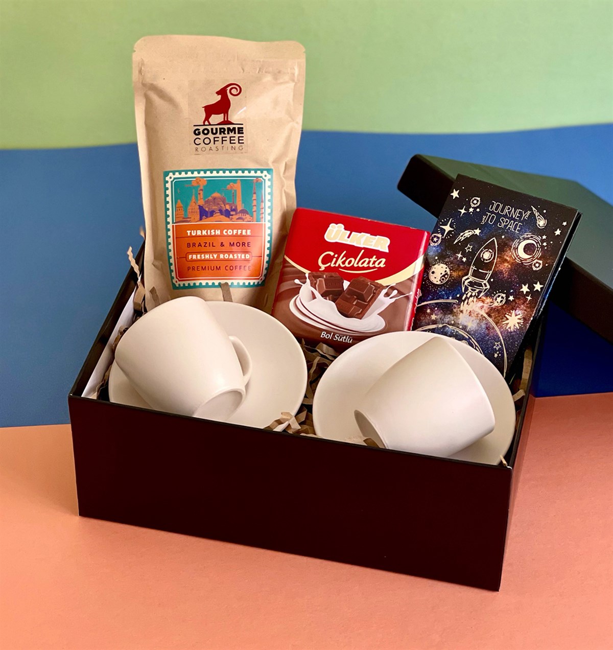 Özel Kutusunda 2'li Türk Kahvesi Fincanı Space Roket Mini Fotoğraf Albümü Çikolata ve Türk Kahvesi GiftmodaGmhs100991