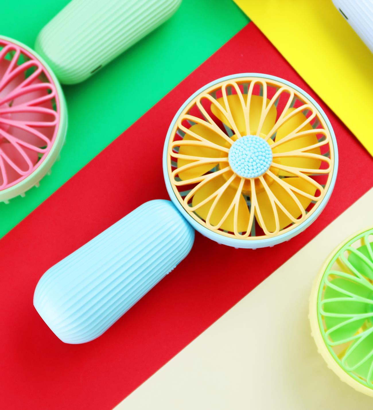 İki Kademeli Çiçek Tasarımlı Şarjlı El Fanı giftmodaLP-833