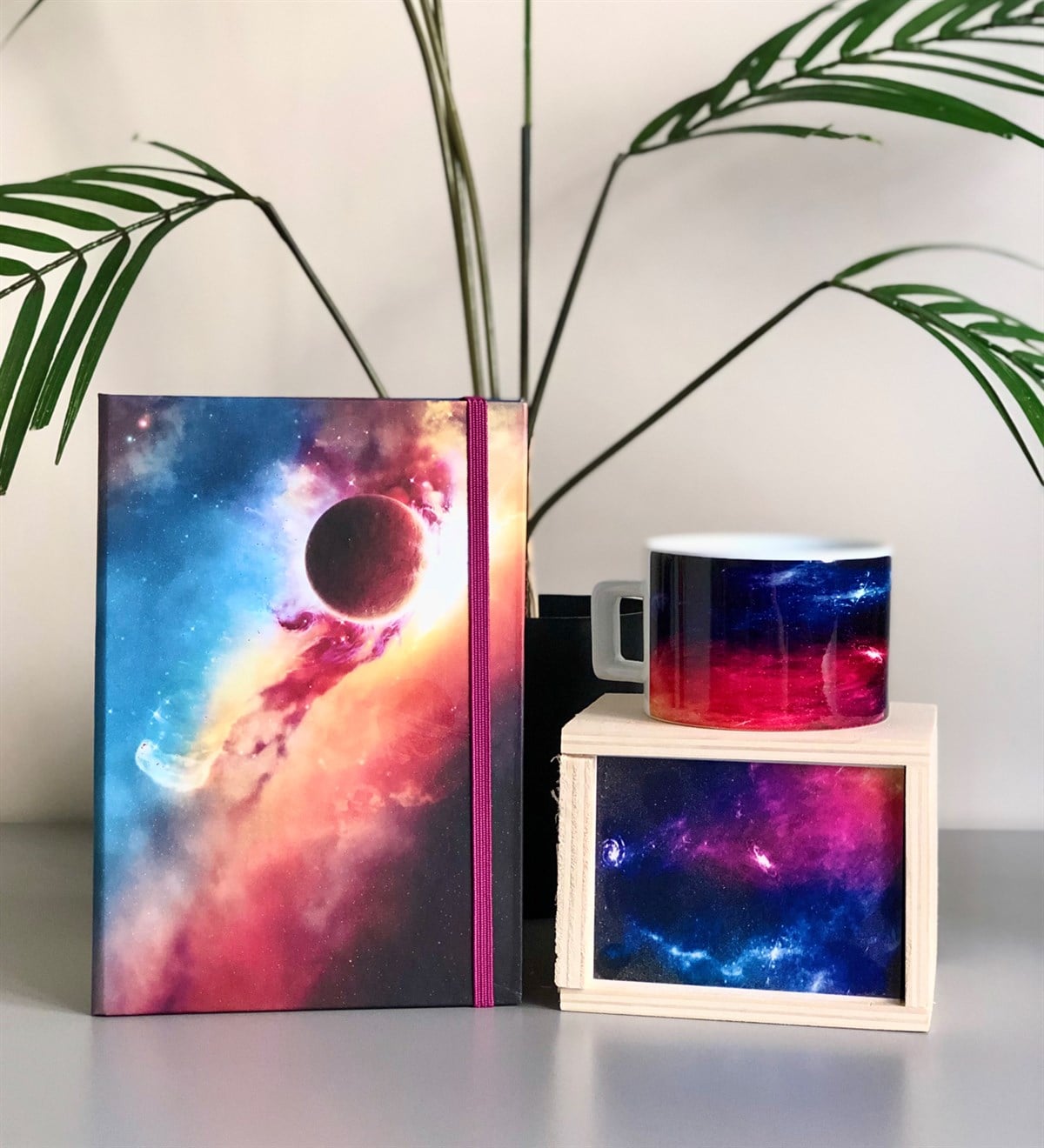 Space Tasarımlı Kutulu Kupa Ve Defter SetGiftmodaSpace-Defter-Kutulu-Kupa