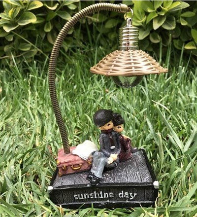 Sunshine Day Işıklı Aşık Çift Biblo