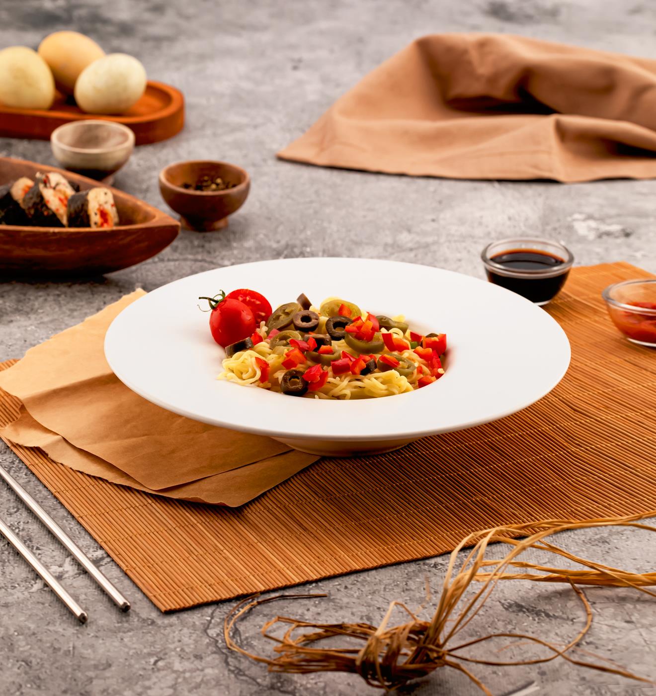 Renkli Öğrenme Aparatlı Chopstick Ve Noodle Makarna Tabağı SetgiftmodaGmtbk000001