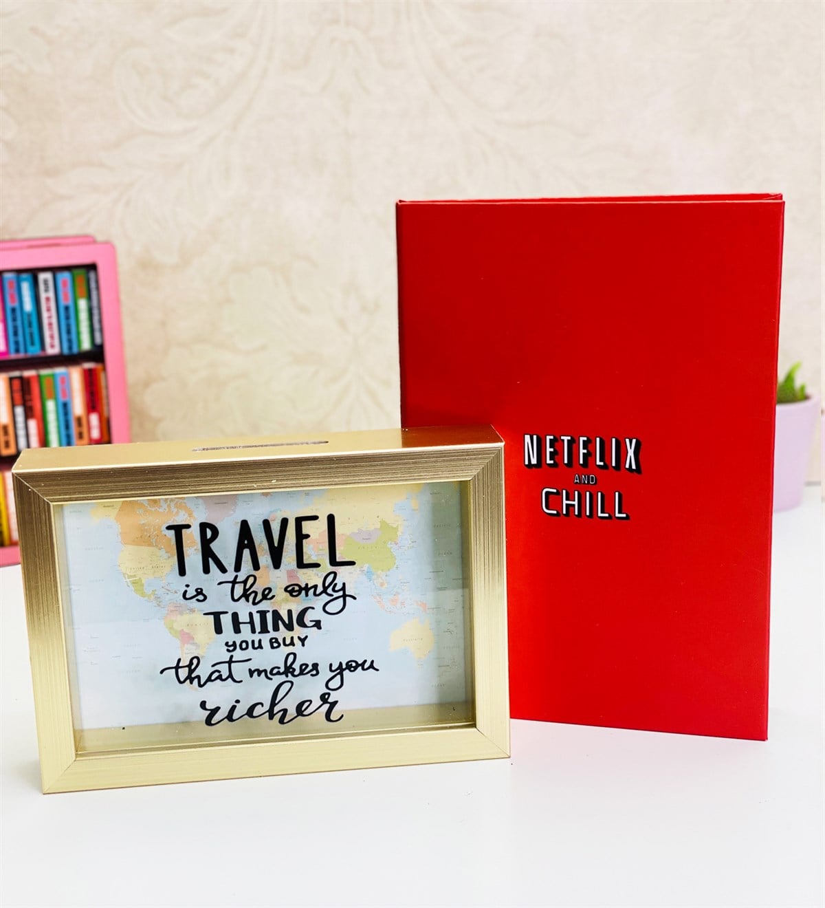 Travel Journel Tasarımlı Kumbara Ve Netflix Lastikli Defter SetGiftmodaGM-2140-Netflix-Defter-Set