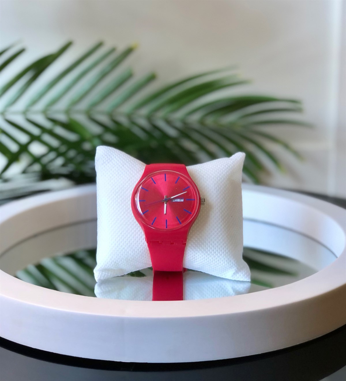 Unisex Kırmızı Kol SaatiGiftmodaUnisex-Kımızı-Saat