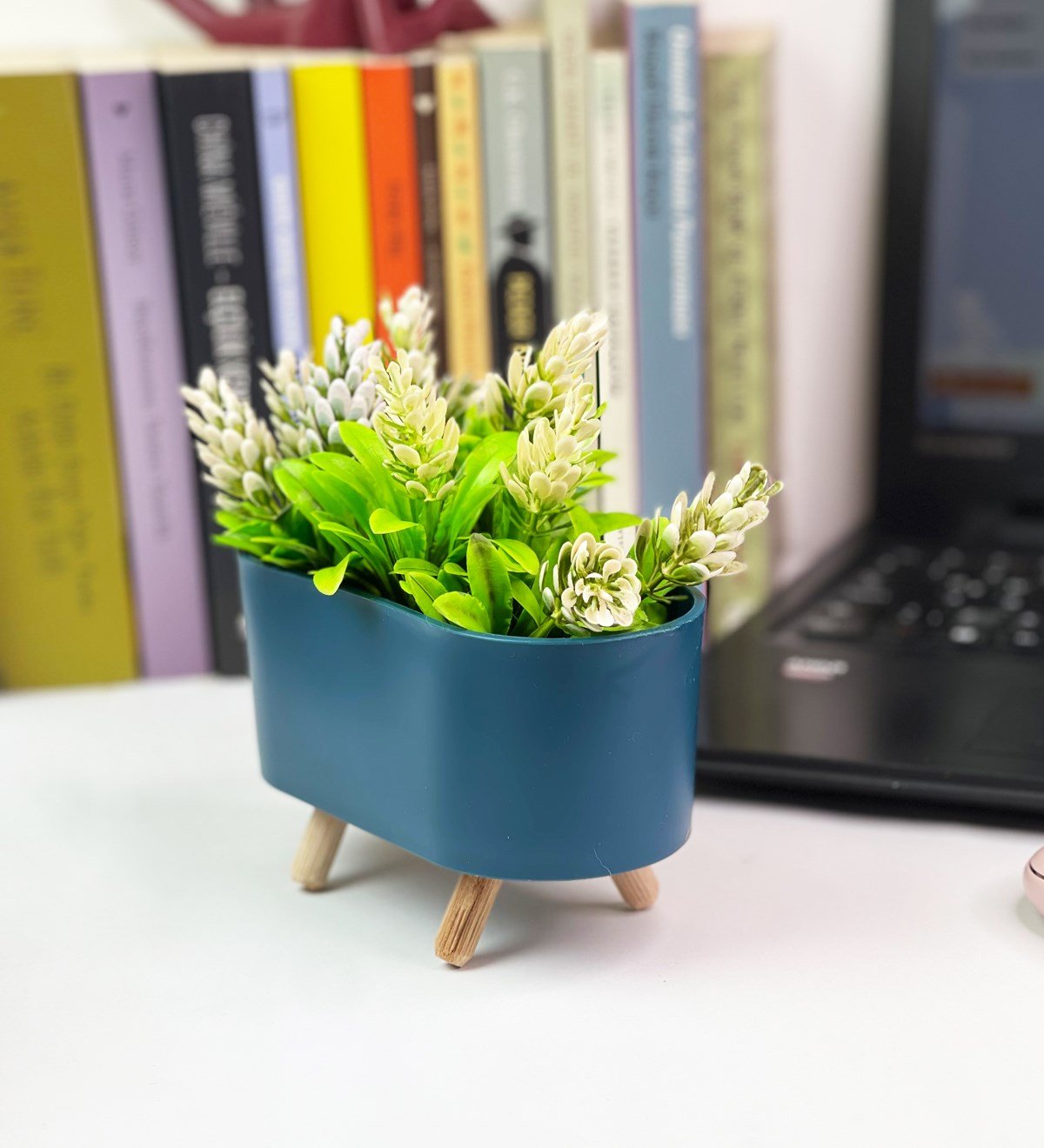 Ayaklı Saksıda Yapay Lavanta Çiçeği	giftmodaGmc10003