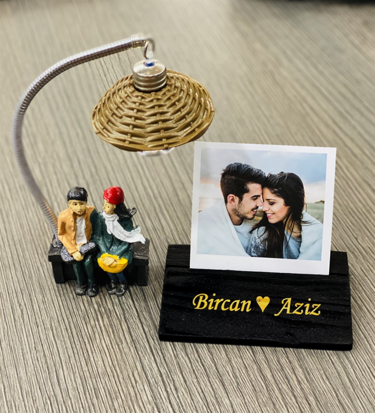  Fotoğraflı Kişiye Özel Masa Lambalı Sevgili BiblosuGiftmodaGM-1012-FOTO