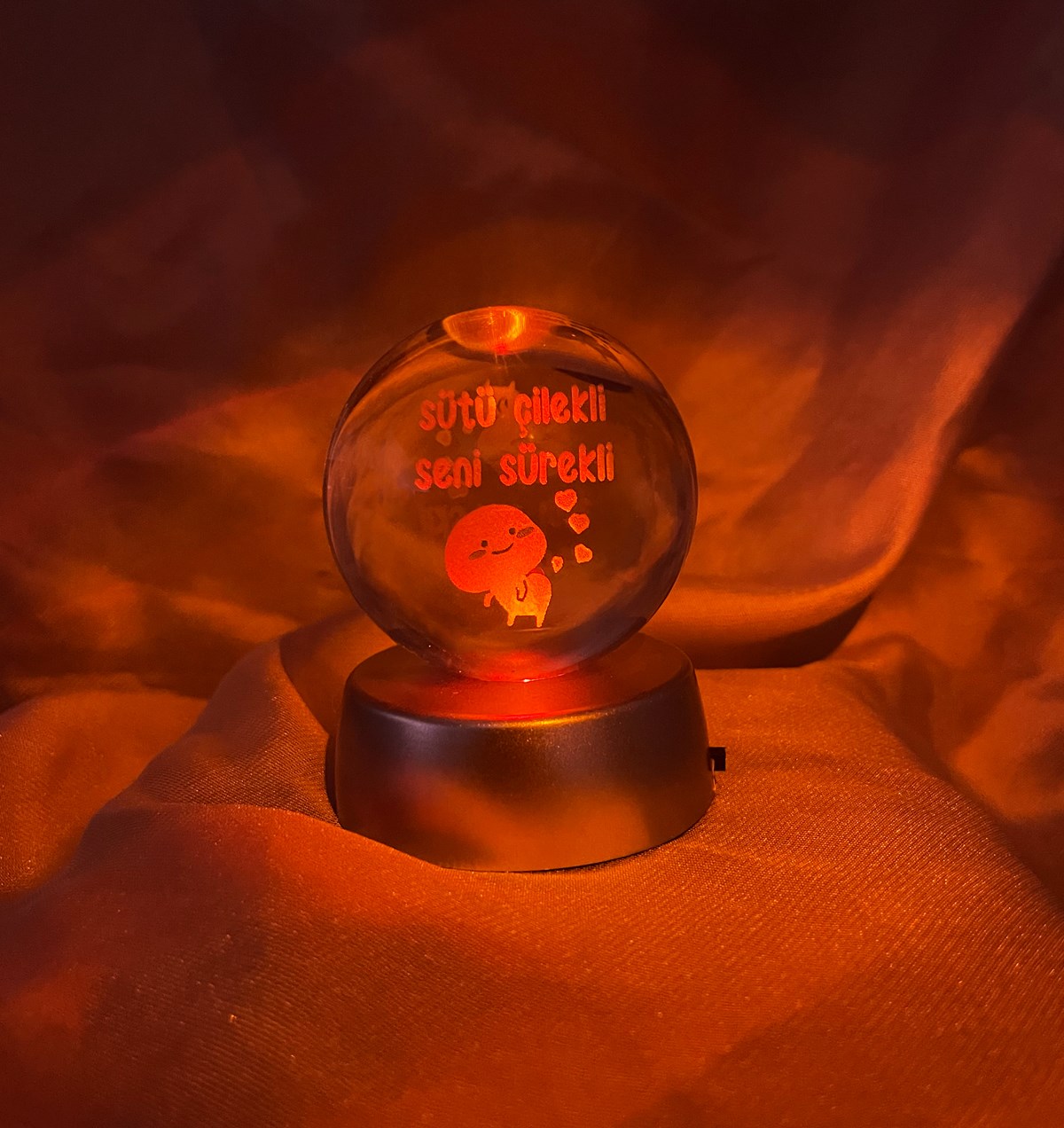 Sütü Çilekli Seni Sürekli Tasarımlı Işıklı Cam KüregiftmodaGM-5026