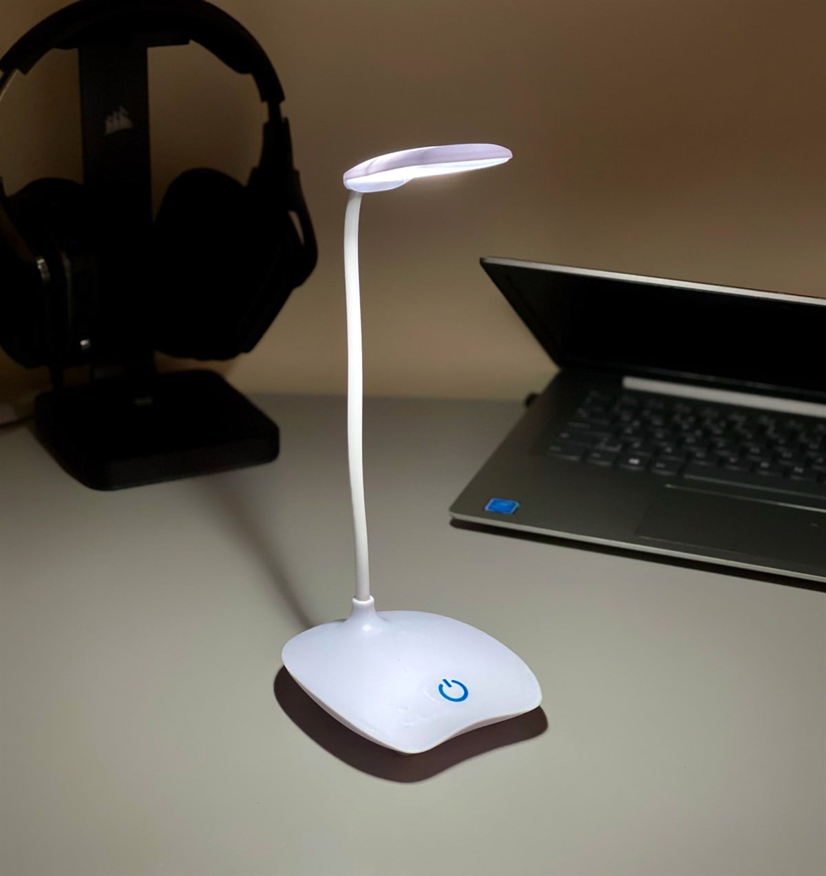 Teloskopik Şarjlı Masa LambasıGiftmodaGm-4214