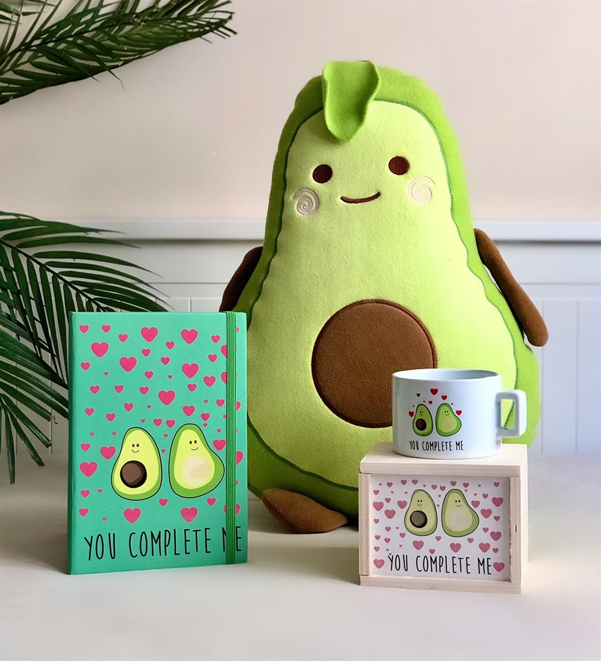 Beni Tamamlıyorsun Avocado Yastık Kutulu Kupa Defter SetGiftmodaBeni-Tamamlıyosun-Avocado-Set