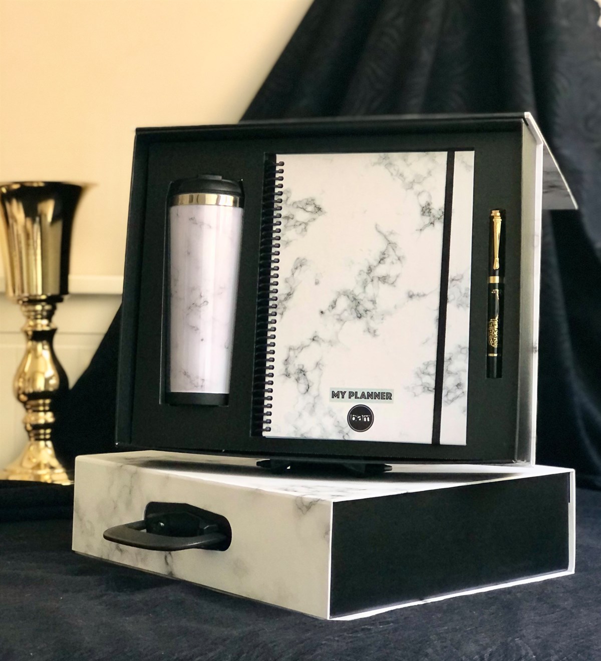 Beyaz Mermer Tasarımlı Özel Kutulu Hediye Seti Giftmoda Beyaz-Mermer-Mug-Bes