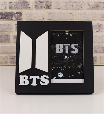 BTS Kabartmalı Tasarım Fotoğraf Çerçevesi