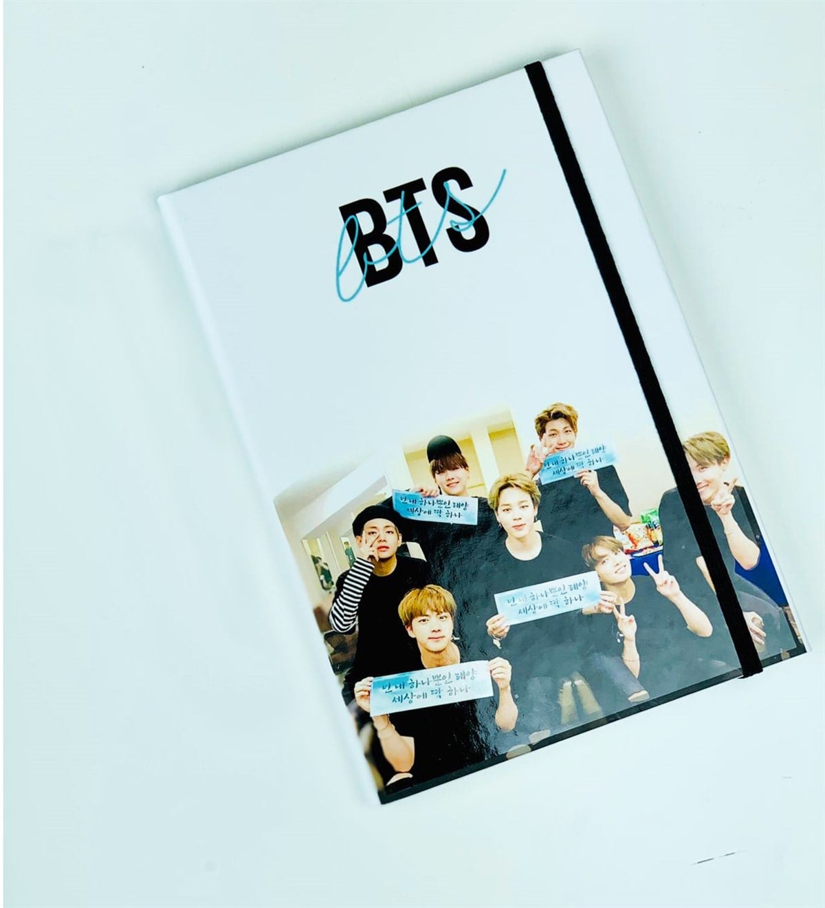BTS Tasarımlı Lastikli DefterGiftmodaBTS-Lastikli-Defter