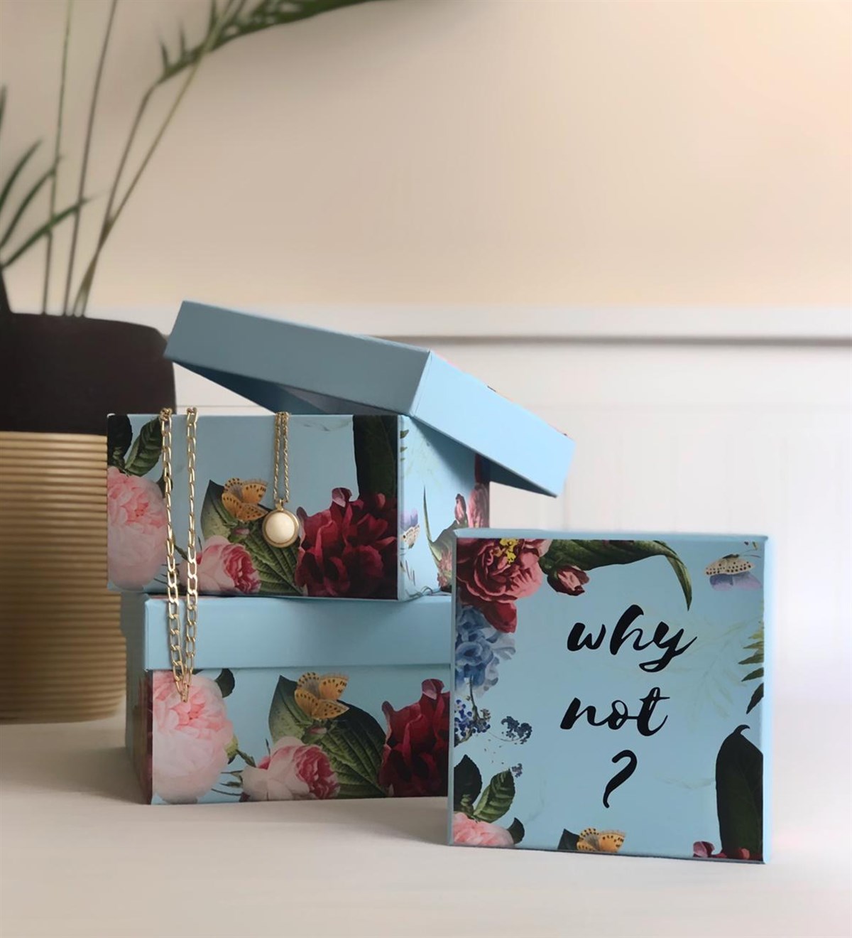 Çiçek Mottolu Tasarım 3'lü KutuGiftmodaÇiçek-Mottolu--Kutu