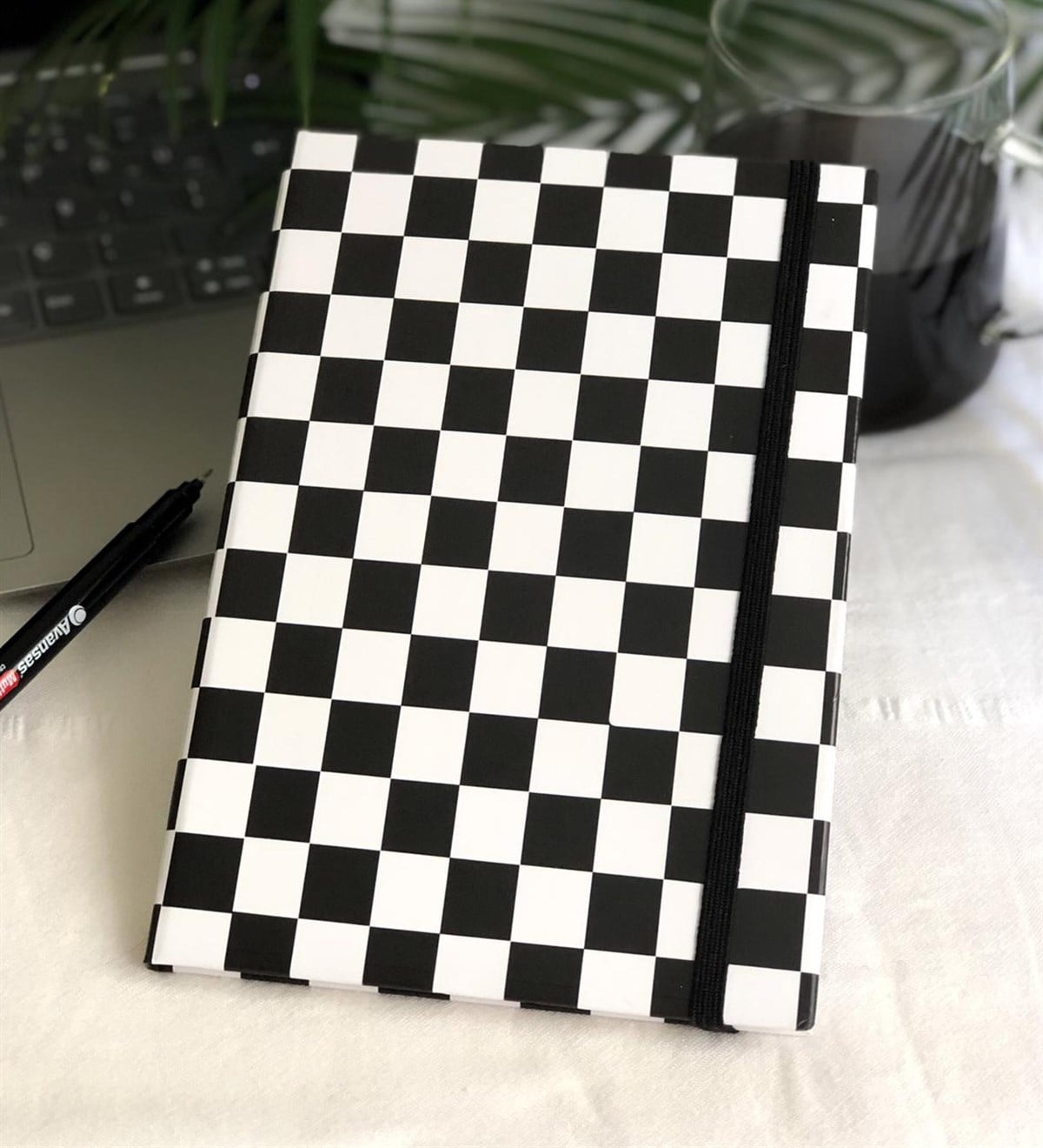 Dama Tasarımlı Lastikli DefterGiftmodaDama-Lastikli-Defter