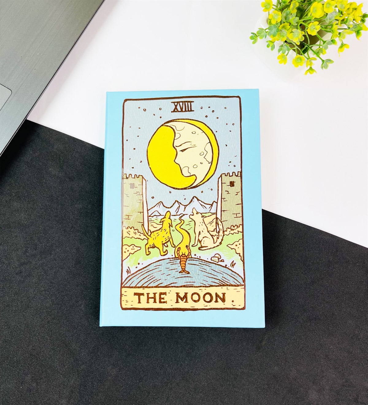 The Moon XVIII Tasarımlı Lastikli Defter	giftmodaGmd100588