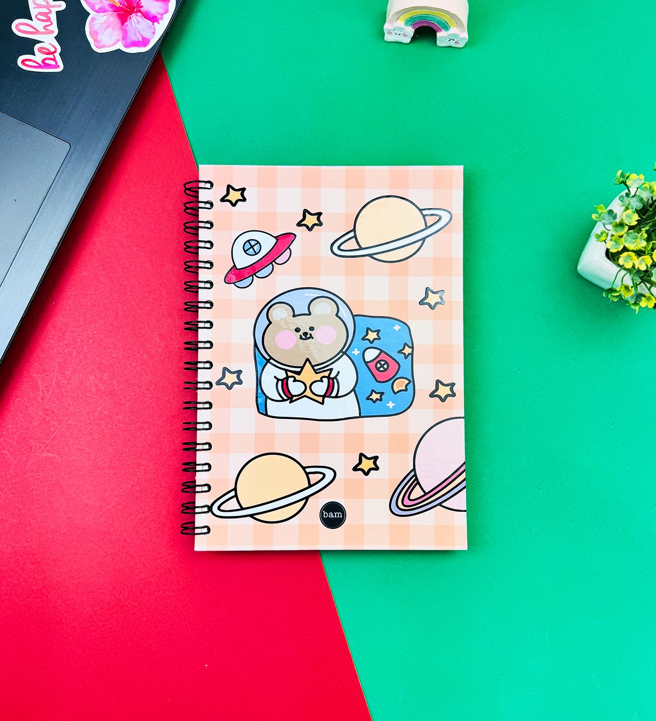 Space Bear Tasarımlı Spiralli Defter giftmoda Bam-1293 