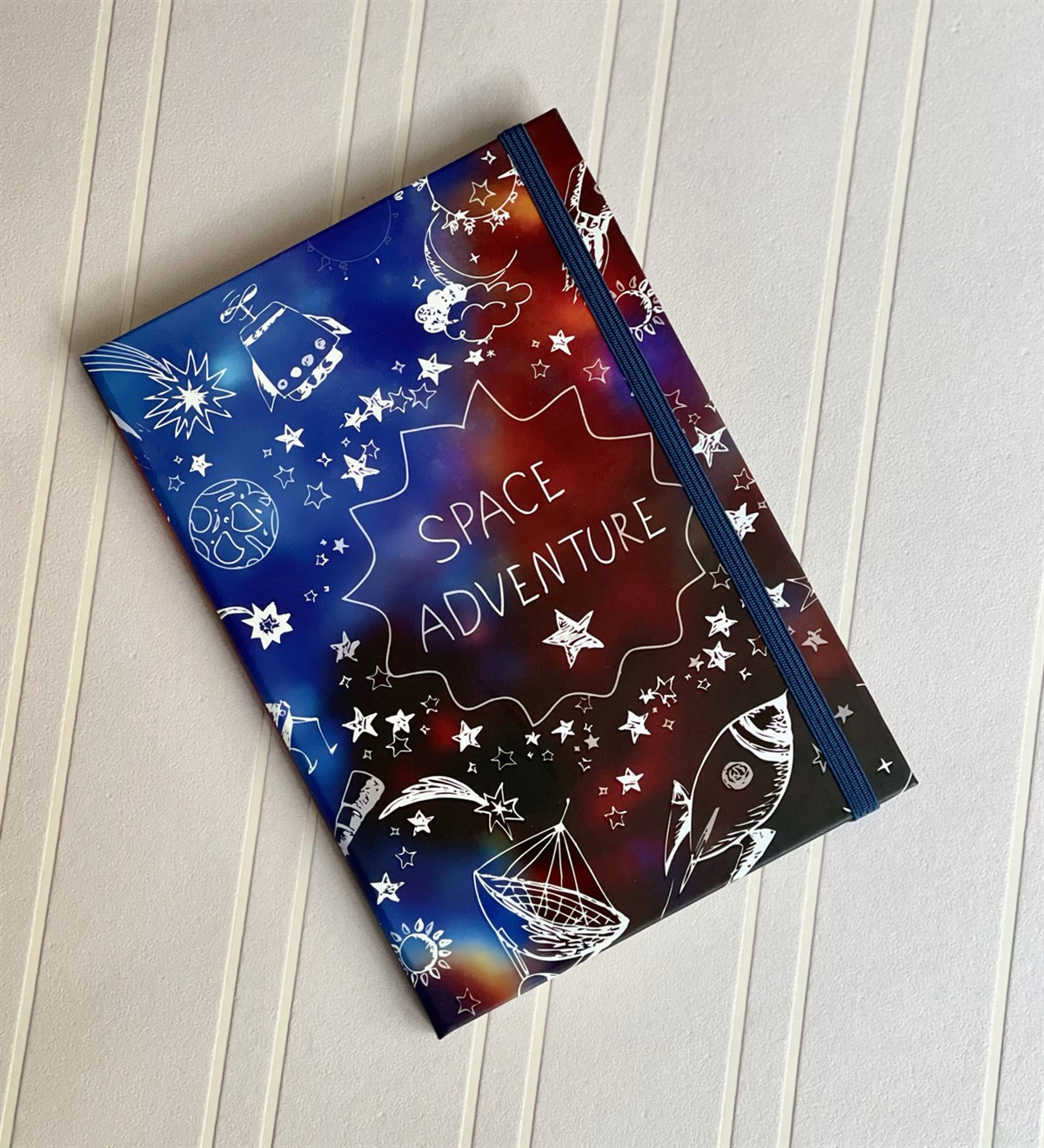 Space Adventure Tasarımlı Lastikli DeftergiftmodaGmd100068