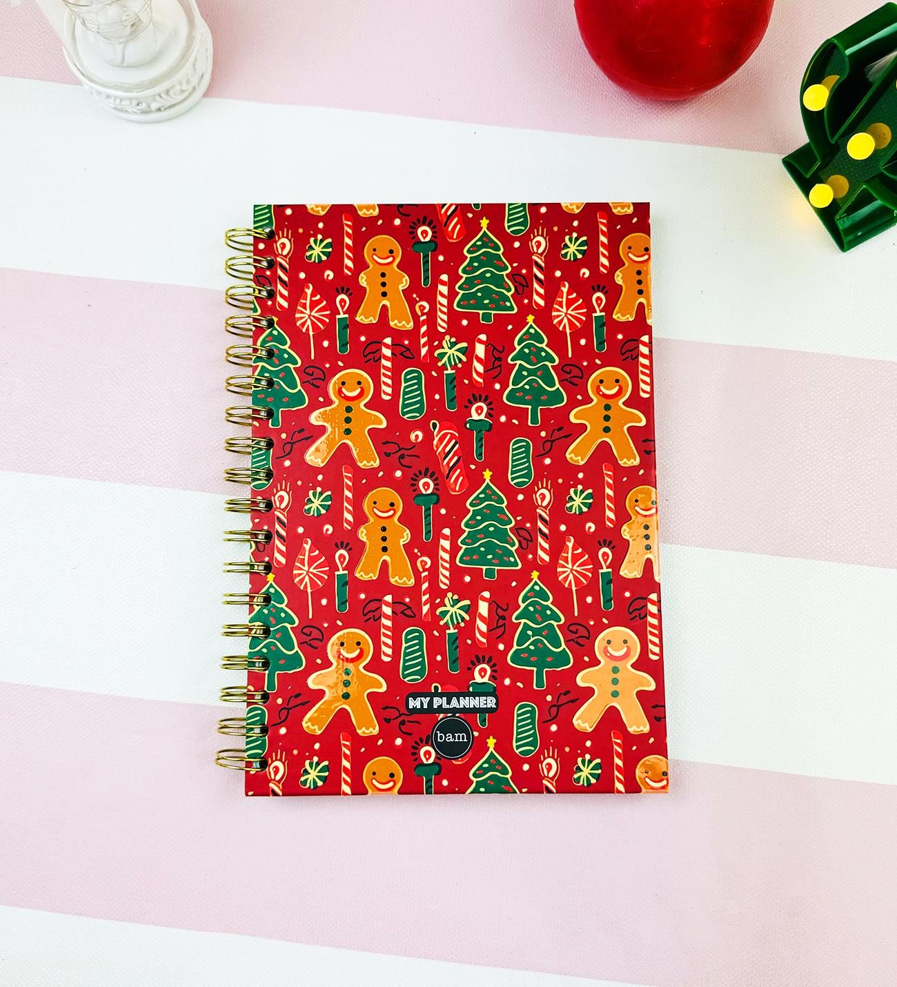 Zencefilli Kurabiye Kutlaması Yılbaşı Tasarımlı Konuşan Ajanda	giftmodaBam-1311