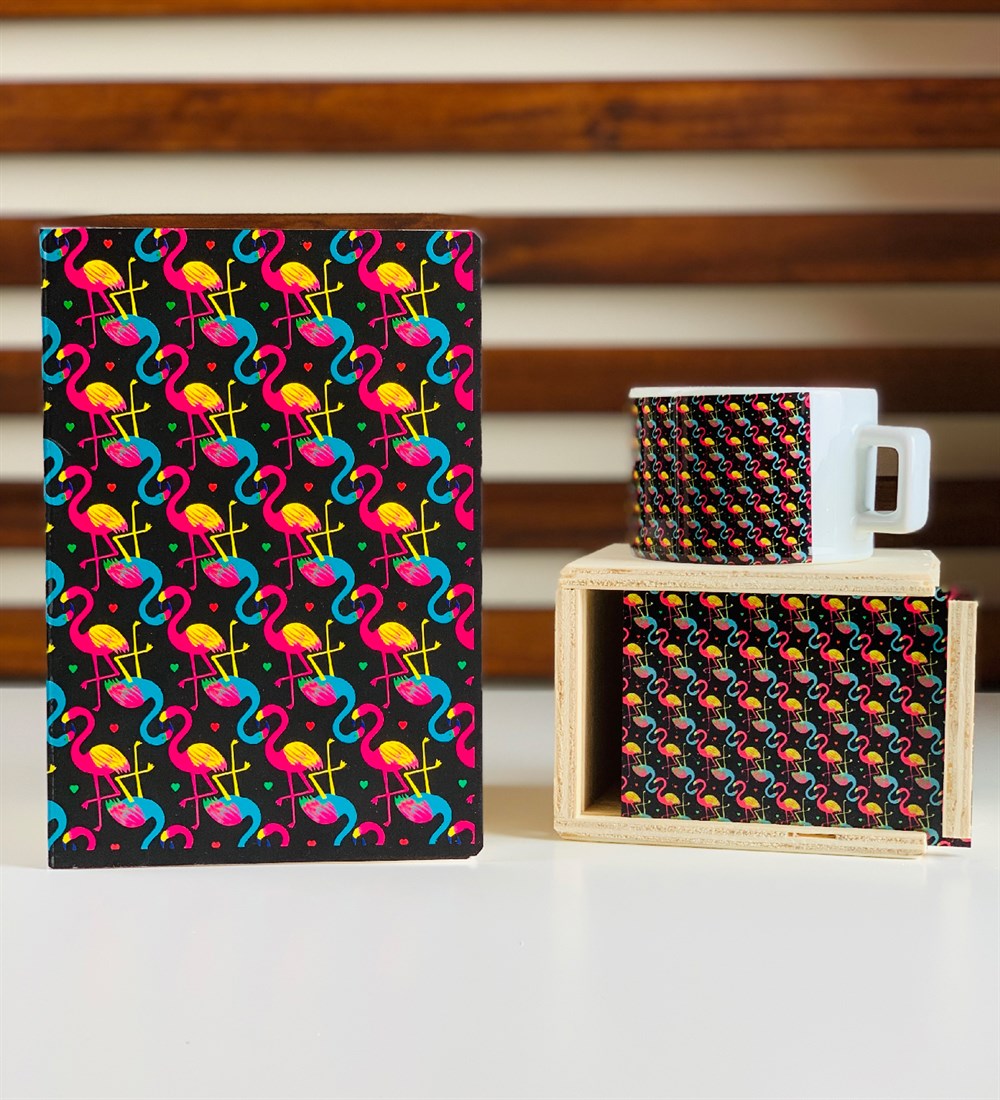 Flamingo Ahşap Kutulu Kupa Ve Defter SetiGiftmodaflamingo-kupa-defter