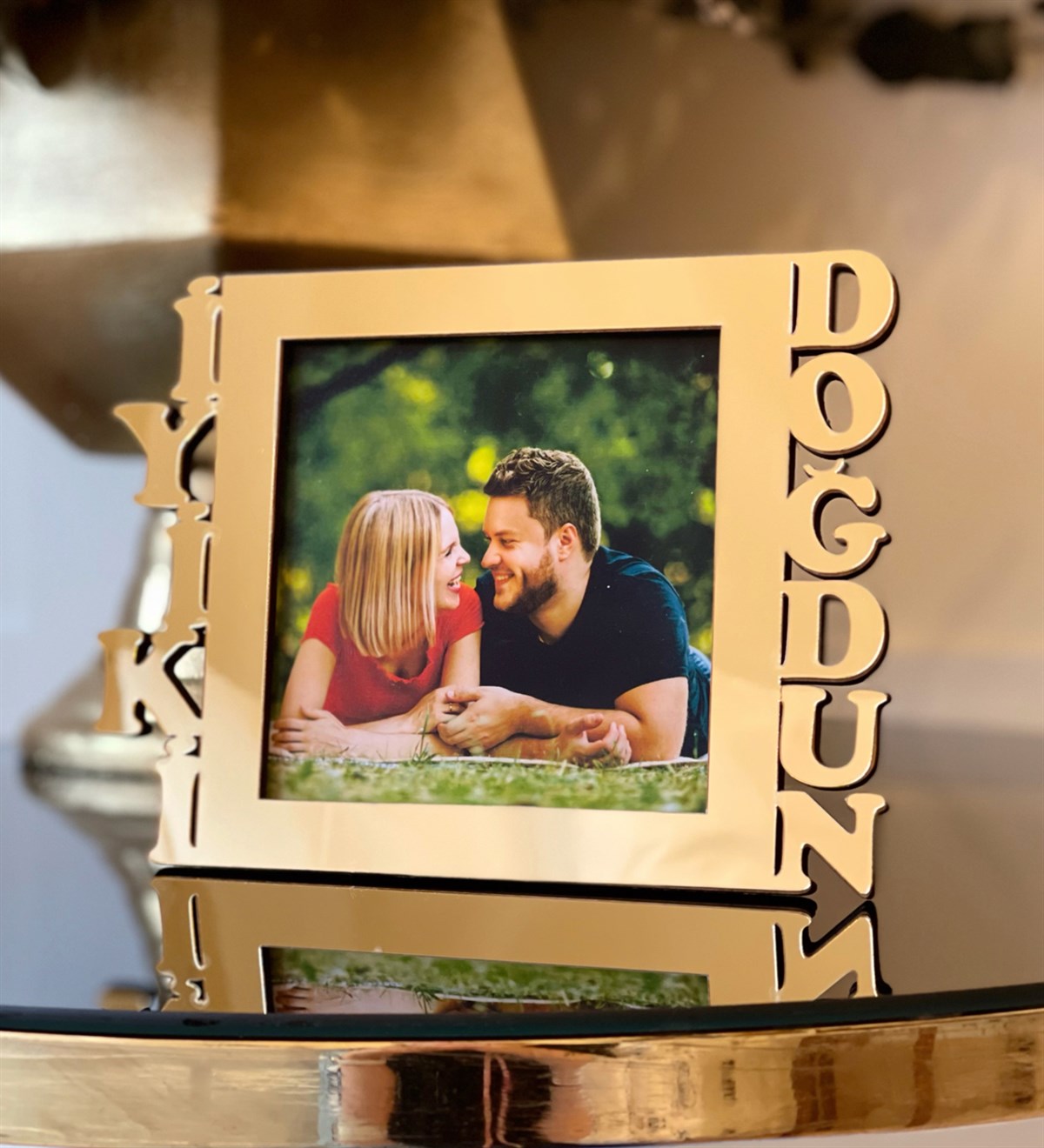 İyiki Doğdun Fotoğraf Standlı Mdf Çerçeve GoldgiftmodaGmfc100091