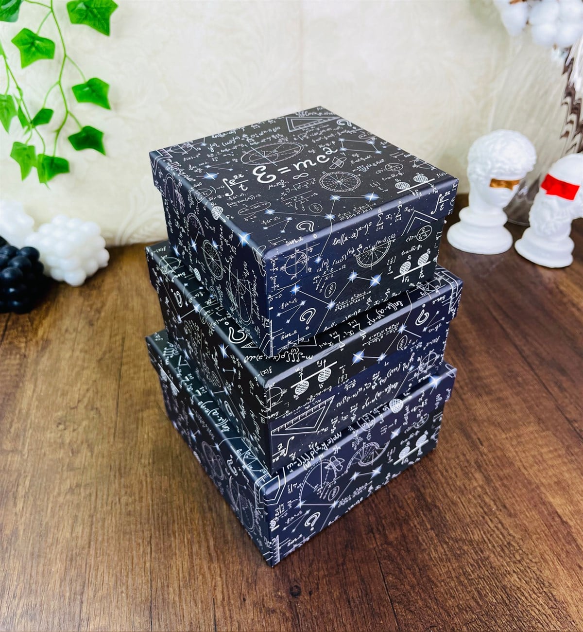 Emc ² Tasarımlı 3'lü KutugiftmodaGmhk10056