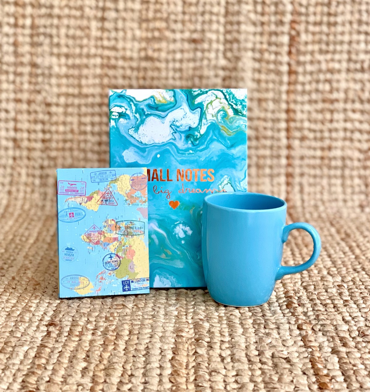 Travel Tasarımlı Mini Albüm Mavi Bulut Kupa Ve Small Notes Tasarımlı Defter Hediye SetigiftmodaGmhs100926